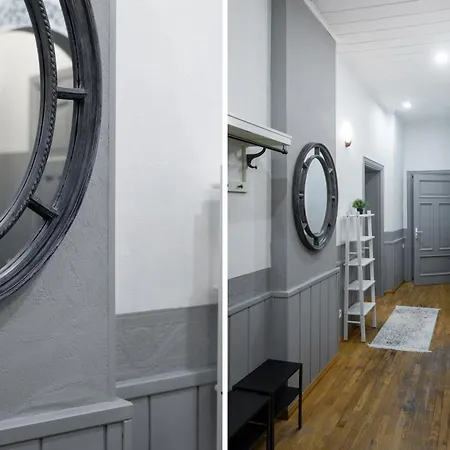 Spacious & Light Family Apart. Very Center Of Apartment